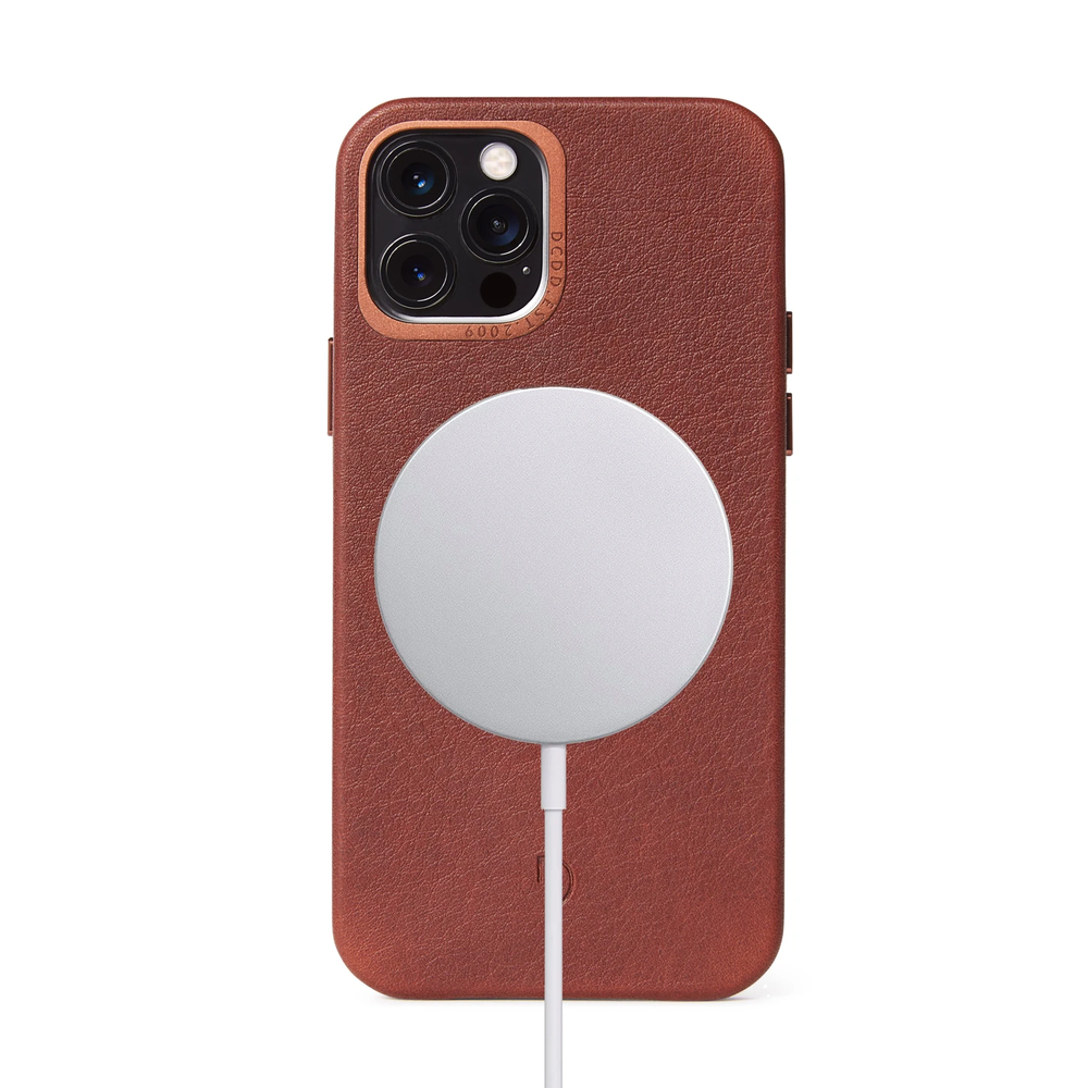 Чехол Decoded Leather Backcover - MagSafe для iPhone 12/12 Pro, кожа, коричневый